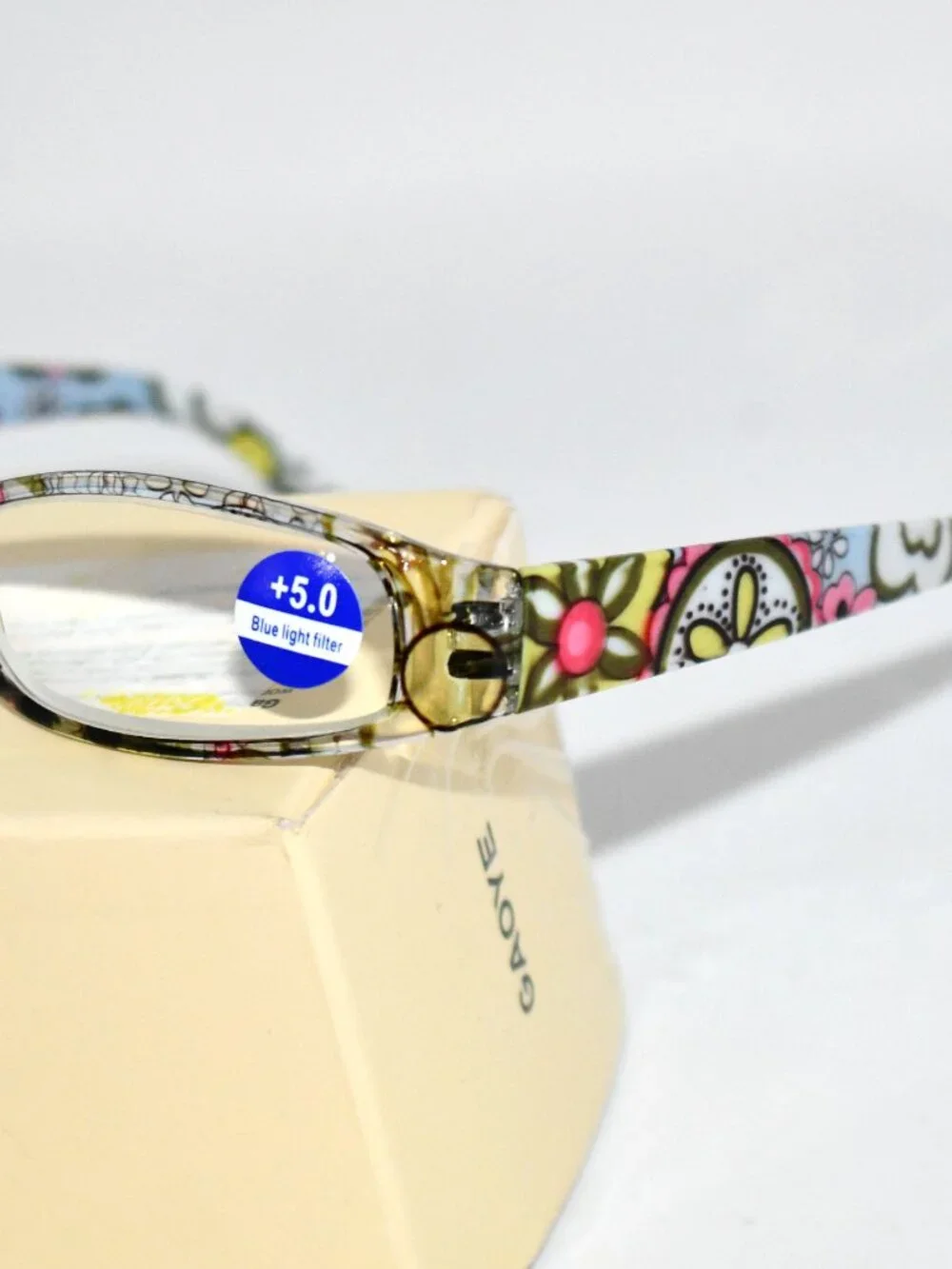 GAOYE 5 Pack Reading Glasses +5.00 Blue Light Filter Floral Readers Women New C
